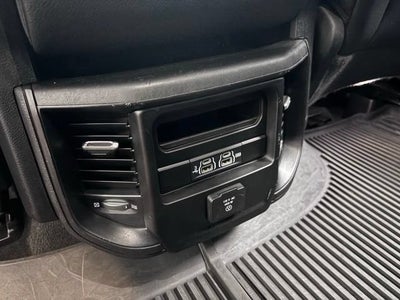 2020 RAM 1500 Laramie Crew Cab 4x4 5'7" Box