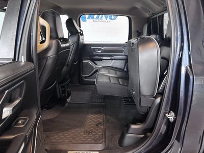 2020 RAM 1500 Laramie Crew Cab 4x4 5'7" Box