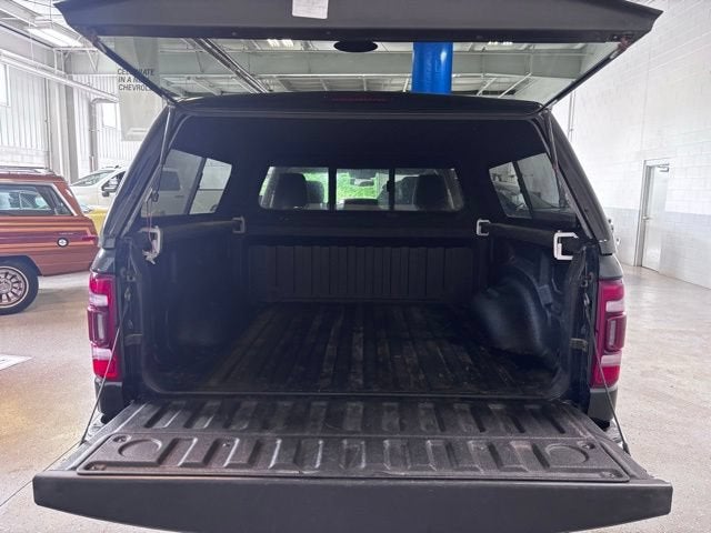 2020 RAM 1500 Laramie Crew Cab 4x4 5'7" Box