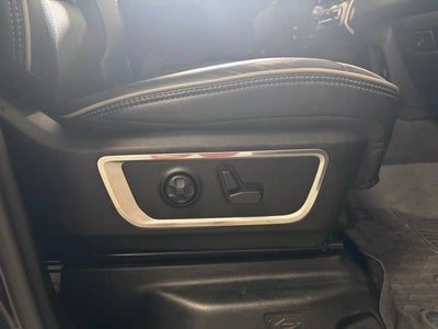 2020 RAM 1500 Laramie Crew Cab 4x4 5'7" Box