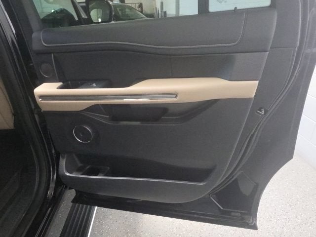2023 Ford Expedition Limited MAX