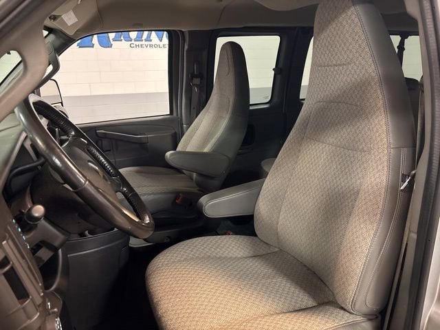 2019 Chevrolet Express Passenger 2500 LT