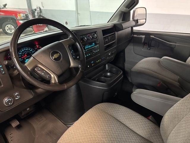 2019 Chevrolet Express Passenger 2500 LT