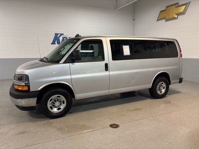 2019 Chevrolet Express Passenger 2500 LT