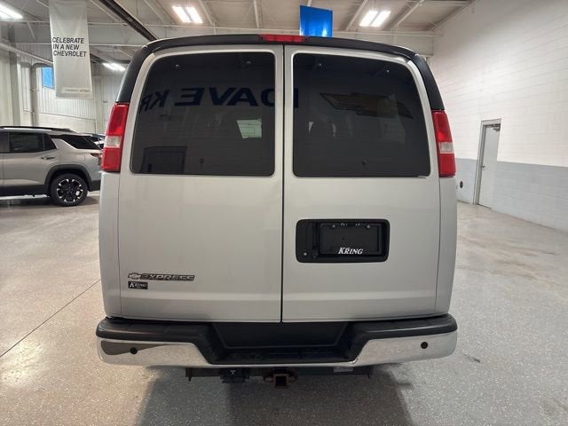 2019 Chevrolet Express Passenger 2500 LT