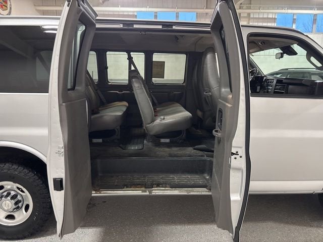 2019 Chevrolet Express Passenger 2500 LT