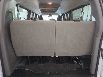 2024 Chevrolet Express Passenger 3500 1LT