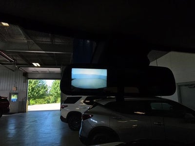 2024 Chevrolet Express Passenger 3500 1LT