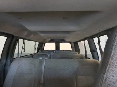 2024 Chevrolet Express Passenger 3500 1LT
