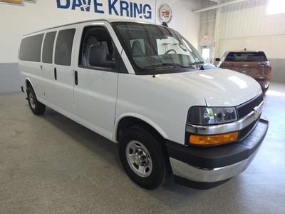 2024 Chevrolet Express Passenger 3500 1LT