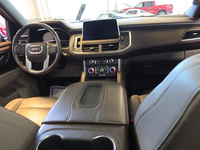 2022 GMC Yukon XL SLT