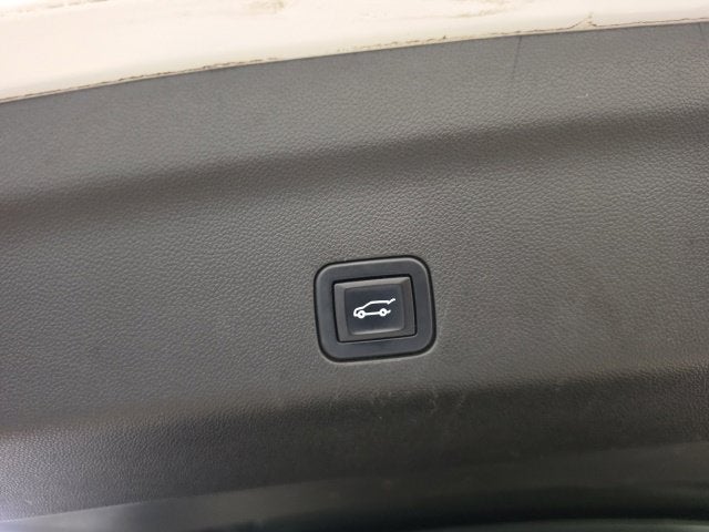 2022 GMC Yukon XL AT4