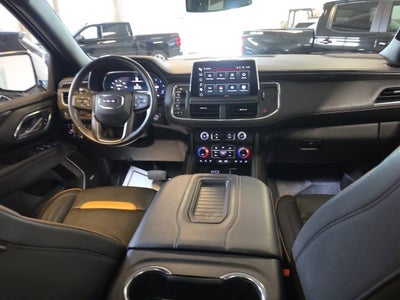 2022 GMC Yukon XL AT4