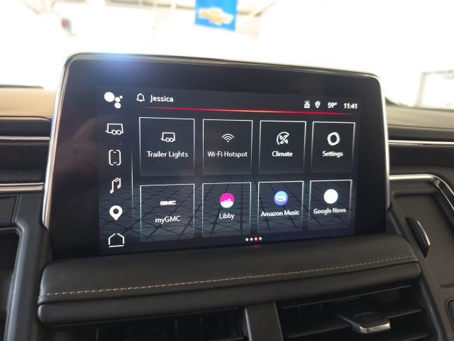 2022 GMC Yukon XL AT4