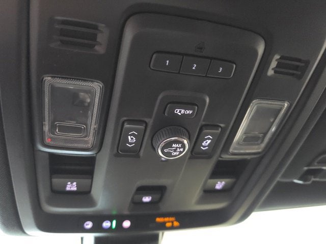 2022 GMC Yukon XL AT4
