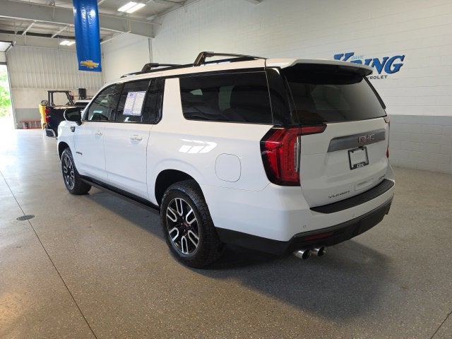 2022 GMC Yukon XL AT4