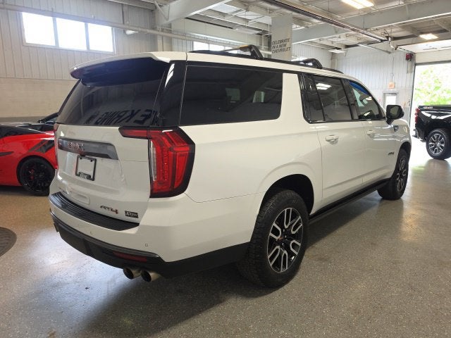 2022 GMC Yukon XL AT4