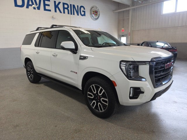 2022 GMC Yukon XL AT4
