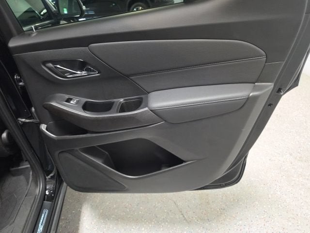 2024 Chevrolet Traverse Limited LT Cloth
