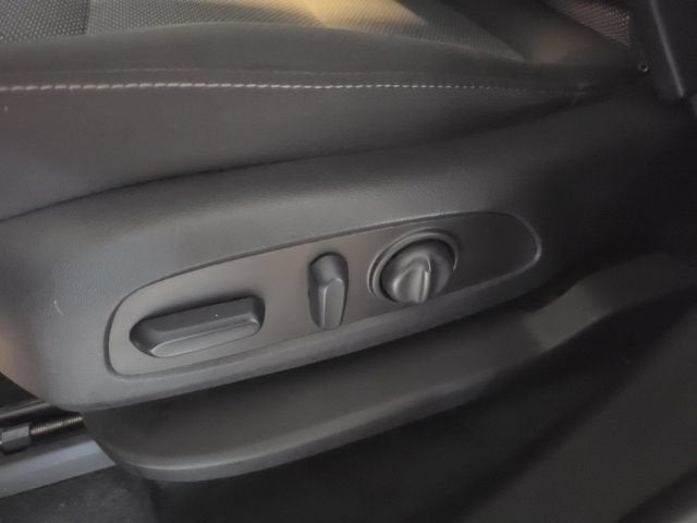 2024 Chevrolet Traverse Limited LT Cloth