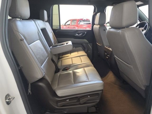 2024 Chevrolet Suburban LT
