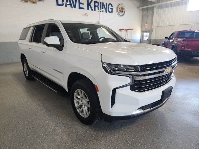 2024 Chevrolet Suburban LT