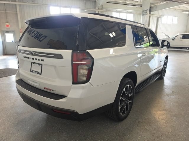 2021 Chevrolet Suburban RST