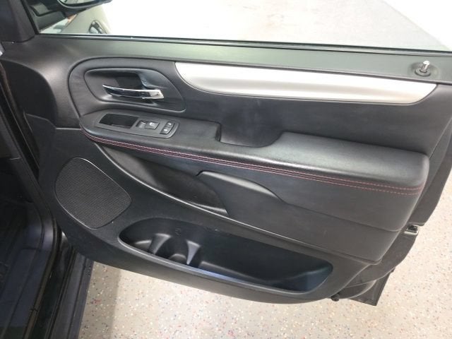 2014 Dodge Grand Caravan R/T