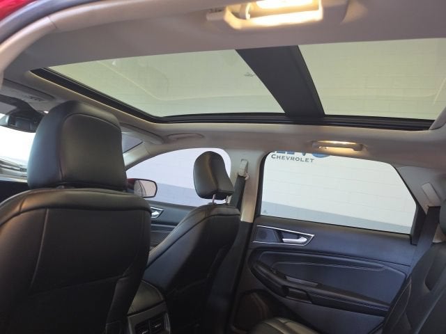 2021 Ford Edge Titanium