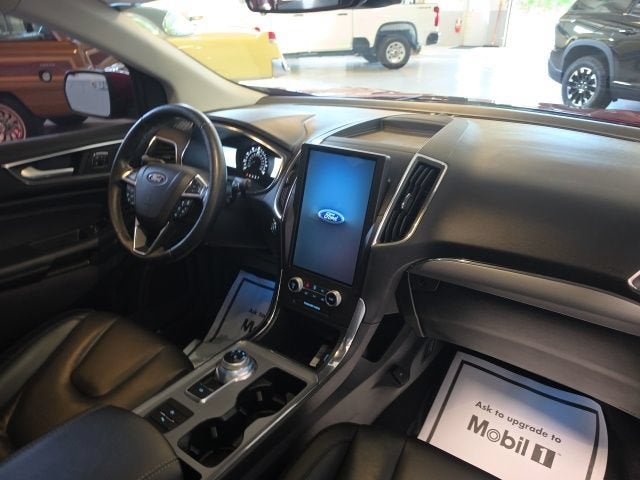 2021 Ford Edge Titanium