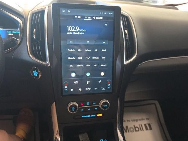 2021 Ford Edge Titanium
