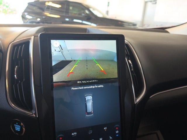 2021 Ford Edge Titanium