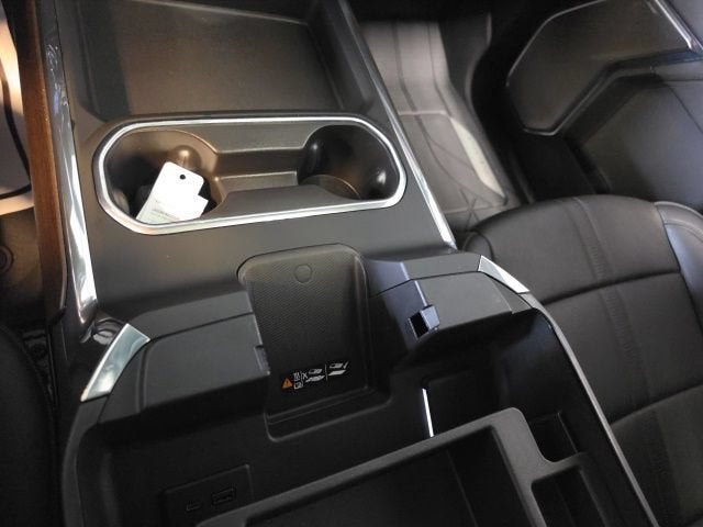 2024 Chevrolet Silverado 3500 HD High Country