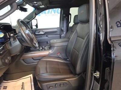 2024 Chevrolet Silverado 3500 HD High Country