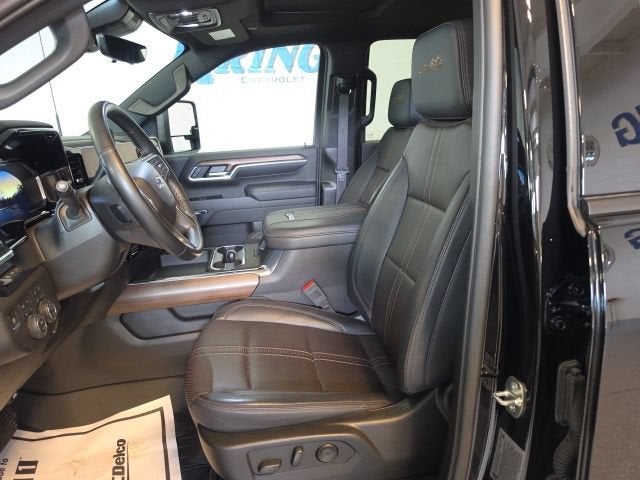 2024 Chevrolet Silverado 3500 HD High Country
