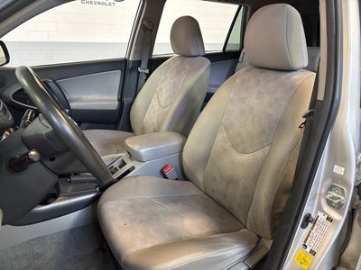 2011 Toyota RAV4 FWD 4dr 4-cyl 4-Spd AT (Natl)