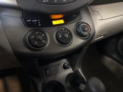 2011 Toyota RAV4 FWD 4dr 4-cyl 4-Spd AT (Natl)