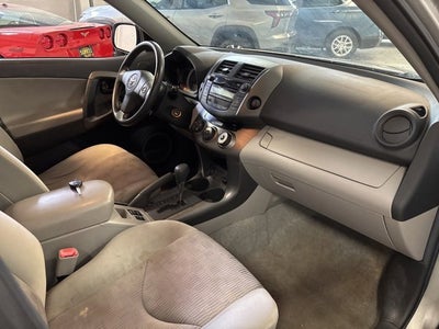 2011 Toyota RAV4 FWD 4dr 4-cyl 4-Spd AT (Natl)