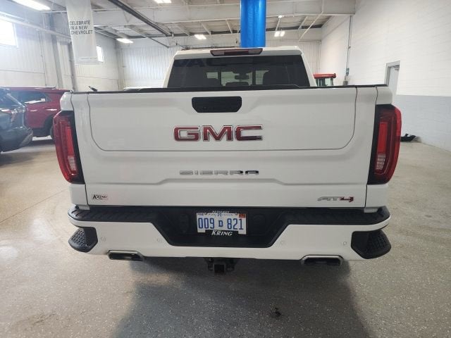 2022 GMC Sierra 1500 Limited AT4