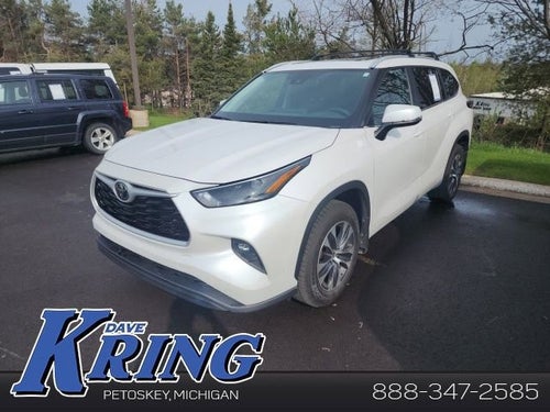 2024 Toyota Highlander LE