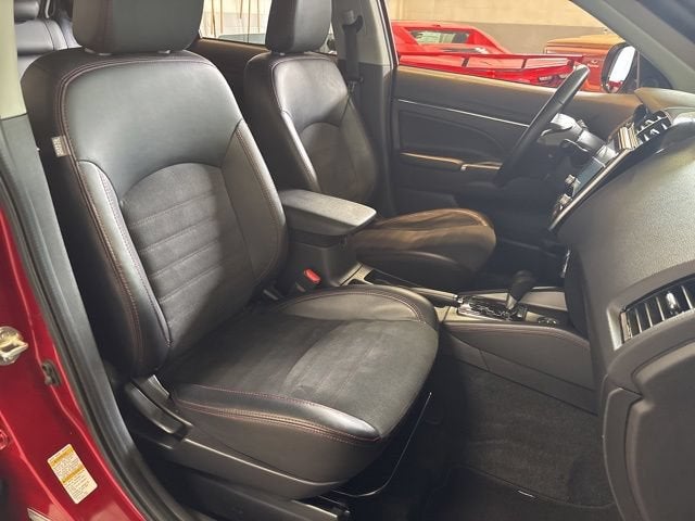 2024 Mitsubishi Outlander Sport S