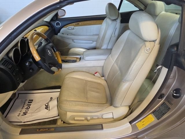 2004 Lexus SC 430 2dr Convertible