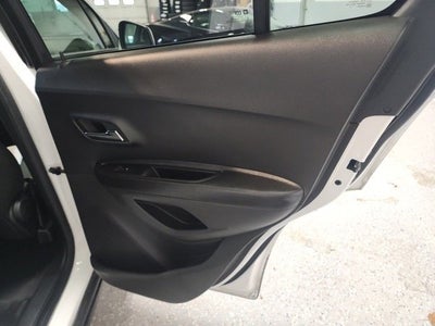 2022 Chevrolet Trax LS