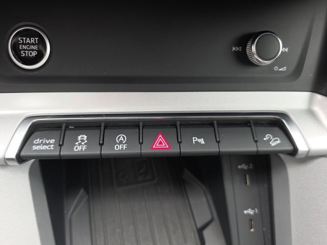 2024 Audi Q3 S line Premium