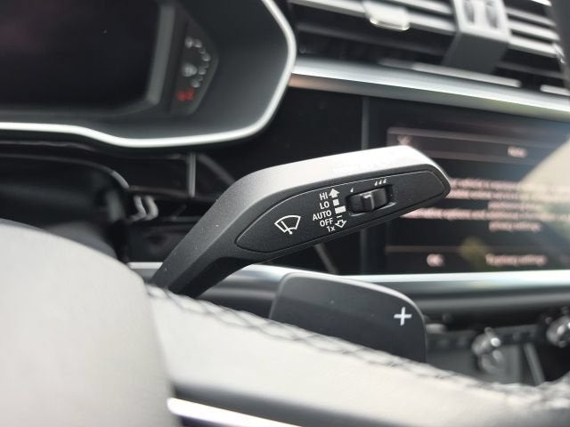 2024 Audi Q3 S line Premium