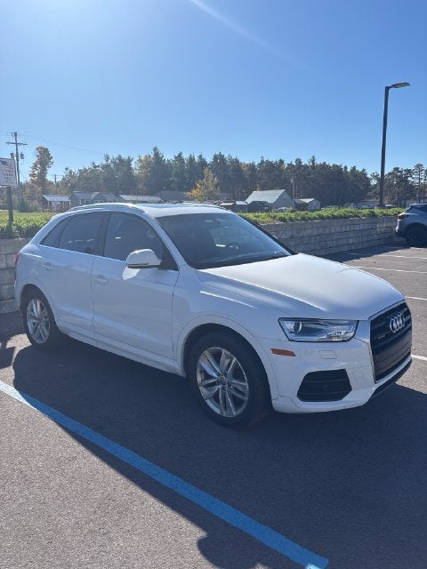 2016 Audi Q3 Premium Plus