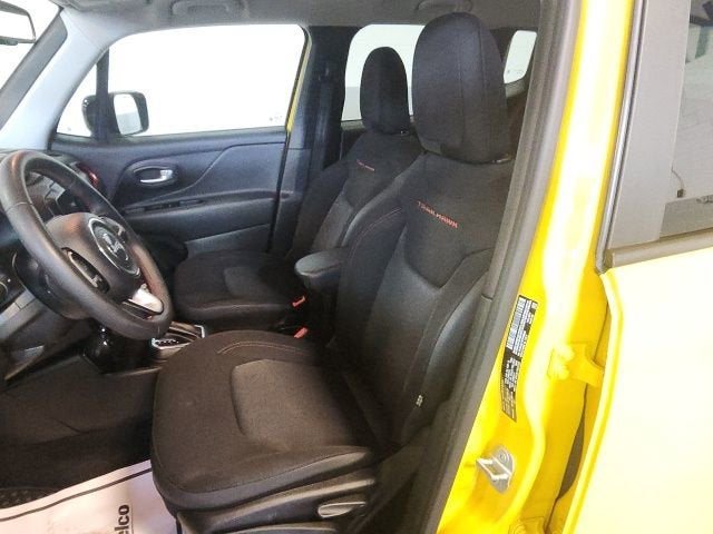 2023 Jeep Renegade Trailhawk
